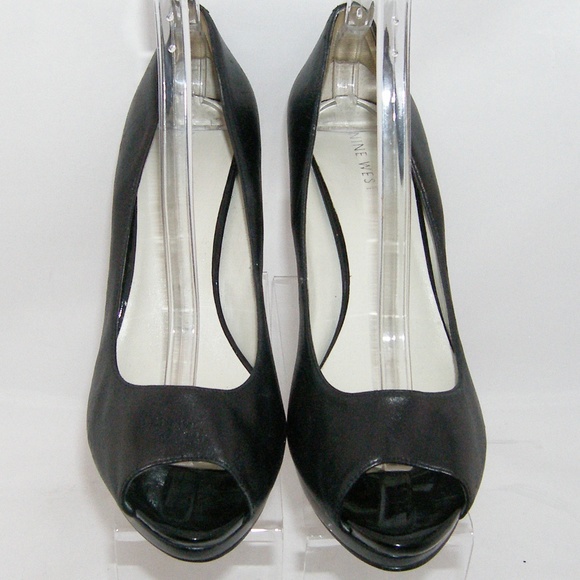 Nine West 'Danee' black peep toe leather heel 10M - Picture 3 of 8